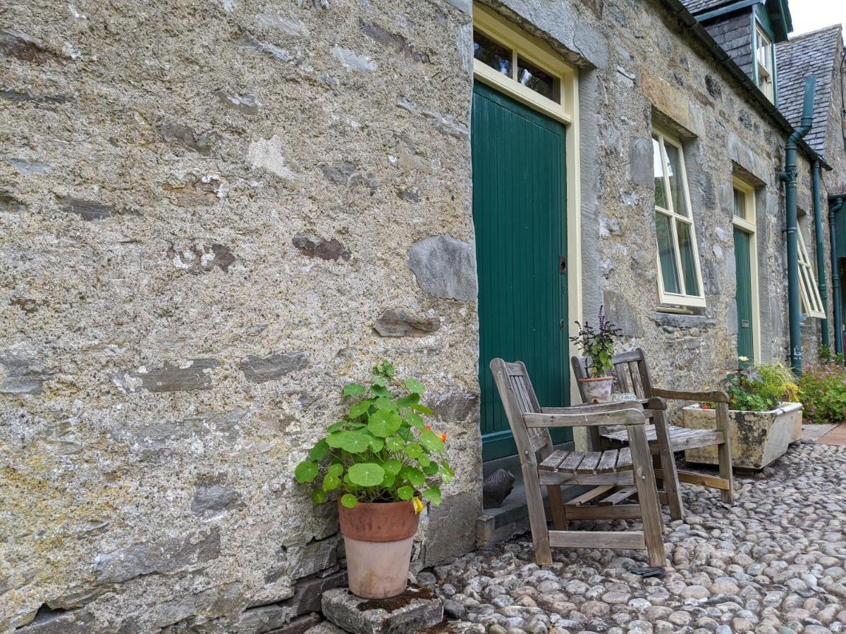 Stable Cottage, Crannachcottages Garve Exterior photo